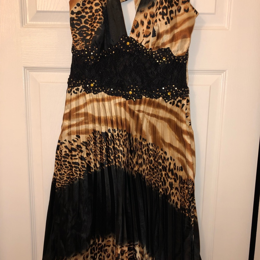 Mini Dress - Picture 2 of 4
